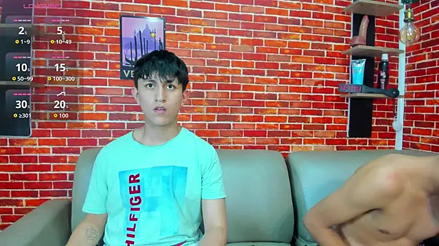 Hoot_boyss_ Webcam Show
