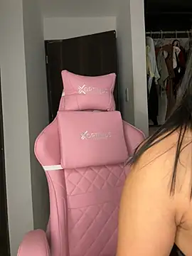 แชท XXX สดของ jailyncam_