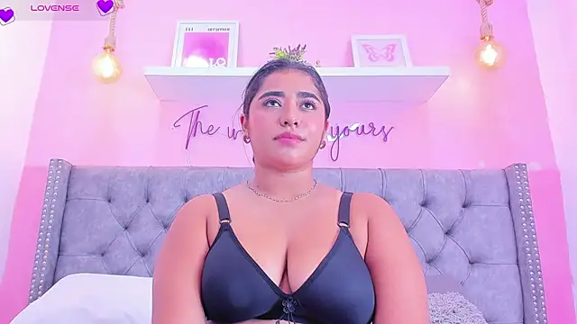 Sophiia_77's Live XXX Chat