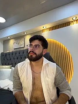 Živý XXX chat DomBoy_