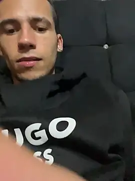 Show modela Liamsexy20 na web-kameri
