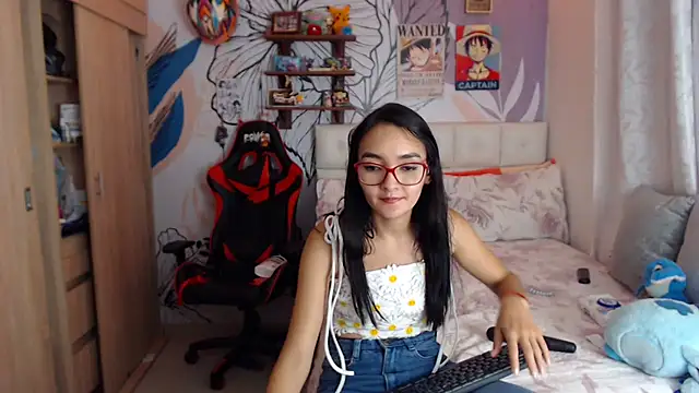 LinzyBaner Live XXX-chat