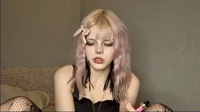 VelvetAlice's Live XXX Chat