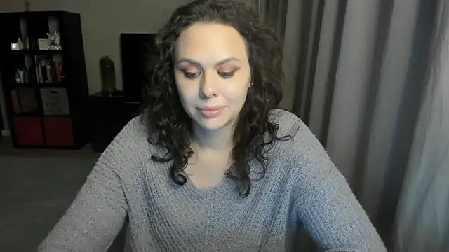 MollyCheiz Chat XXX in diretta
