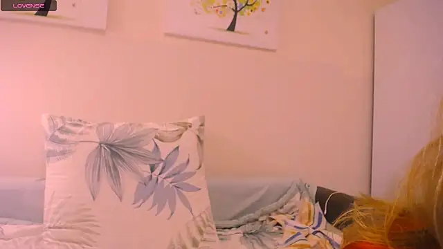 MadameSquirtTatti4 – Naživo XXX chat