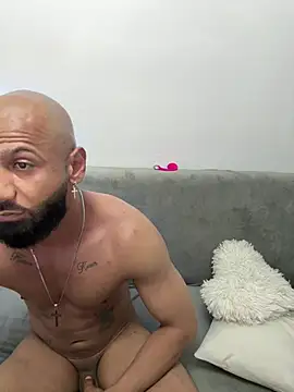 MiaKiittyy's Live XXX Chat