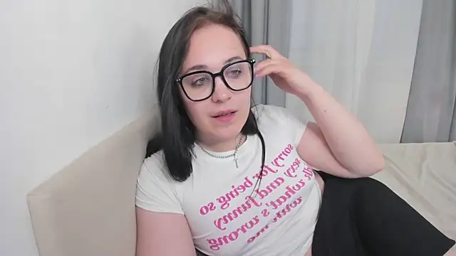 Villanelle_Dela Webcam Show