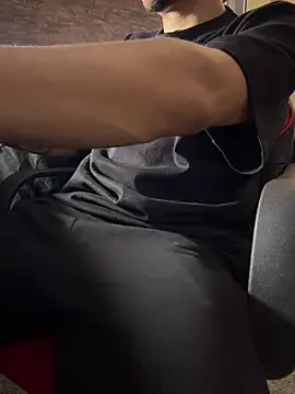 AlphaMasterXxx Live XXX-chat
