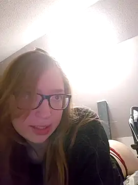 Živý XXX chat Freaky-Doll