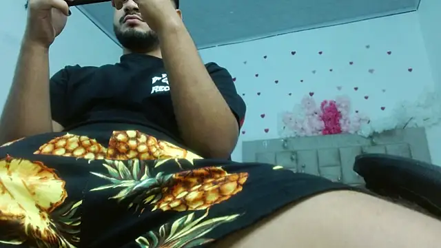 Živý XXX chat Enzo_fox