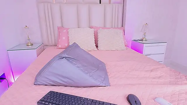 alanarose18のライブXXXチャット