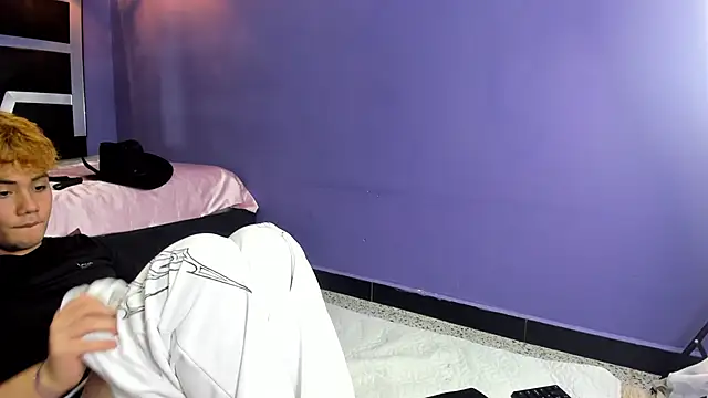 VeluniLiore Live XXX-chat