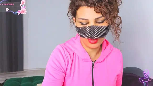 Вебкам-шоу Beybi_Latina