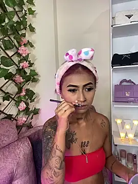 Dirty_isabella18: απευθείας συνομιλία ΧΧΧ