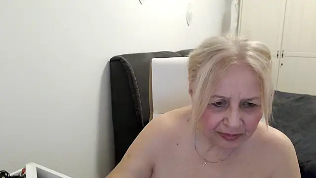 SusiLifeXXX's Webcam Show