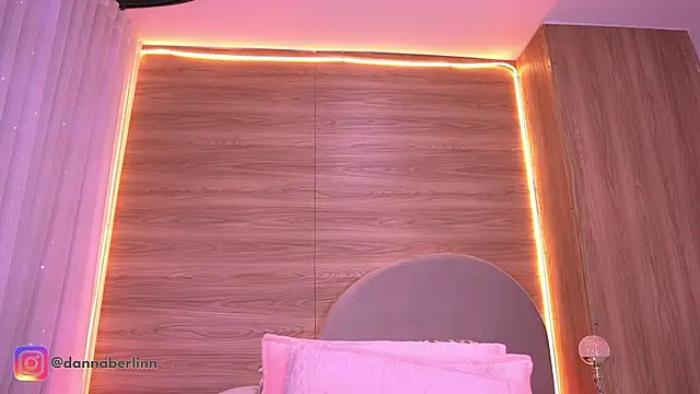 danna_berlin_ Obrolan Langsung XXX