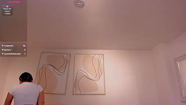 MollyJones_ élő XXX-chatje