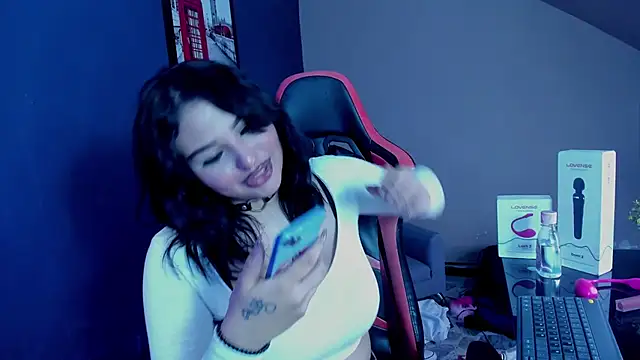 NaomySakura Live XXX Chat
