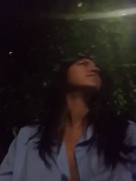 Chat XXX ao vivo de Sahana_Ashiika