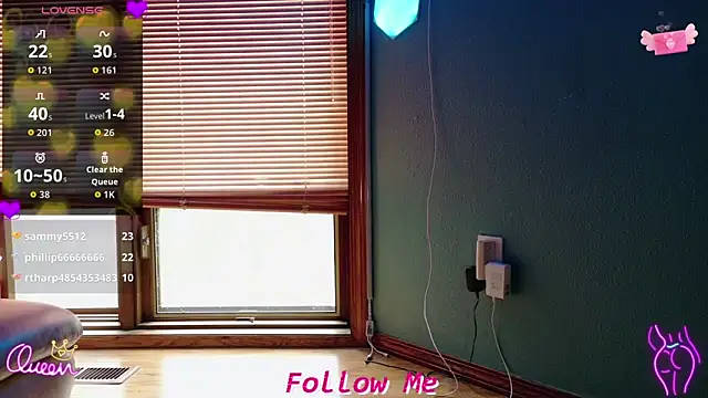 LatinaVibes4u's Live XXX Chat