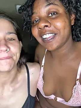Pertunjukan Kamera Web Ebony_Queeen