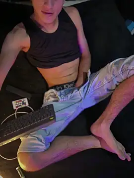 Boyxcock7のウェブカメラショー