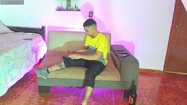 Teo_Rave Adlı Modelin Web Kamerası Şovu