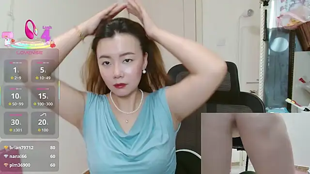 sallycui's Live XXX Chat