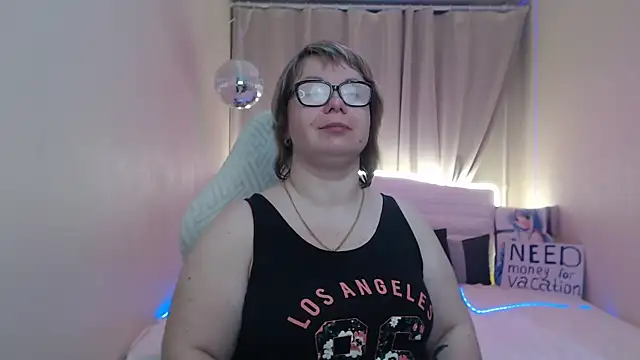 Webkamerová show BonnnyBoobsy