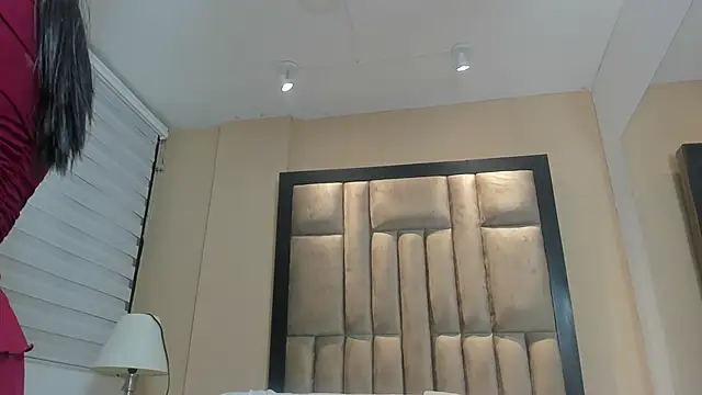 Taylor_Royal_ webcam show