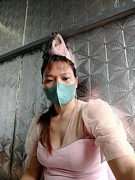 Chat +18 de lya_sexyy ao vivo