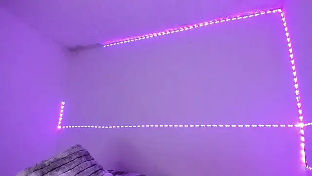 Kody_Royale élő XXX-chatje