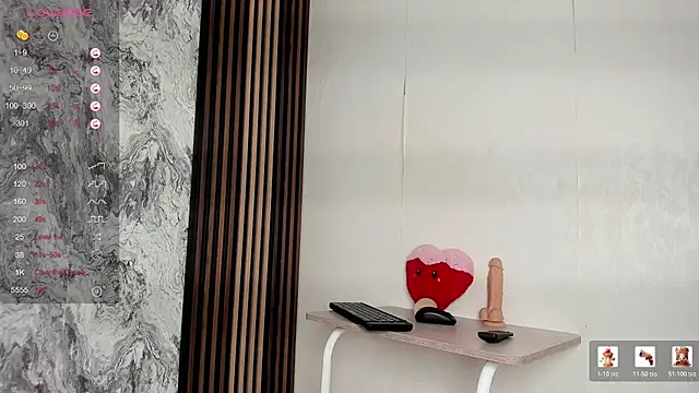 Živý XXX chat bloom_apple