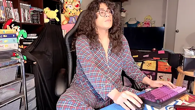 ShinyCherub's Live XXX Chat