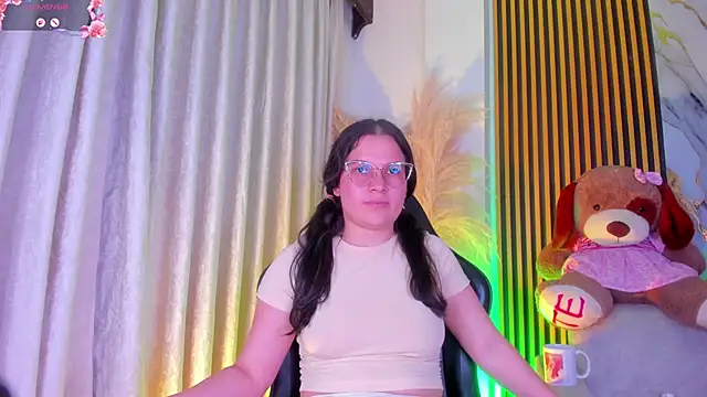 alejagarcia_'s Live XXX Chat