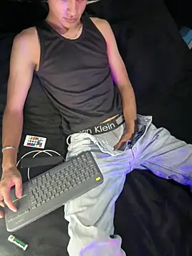 Živý XXX chat Boyxcock7