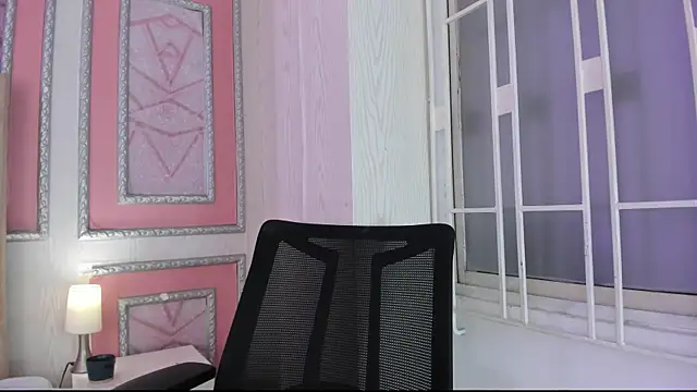 Chat +18 de your_whore_Salome ao vivo