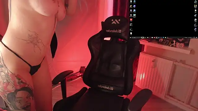 Melanten Live XXX chat