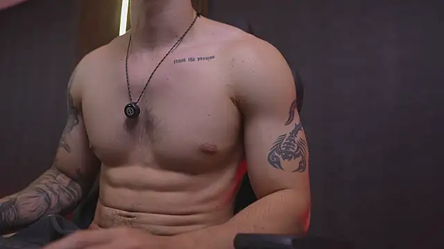 JacksonOlsenn 网络视讯表演