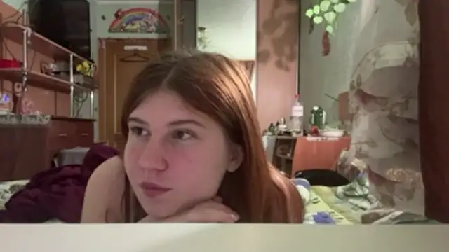 EmmaLovelyBB's Live XXX Chat