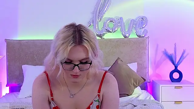 Онлайн чат XXX Jules_night