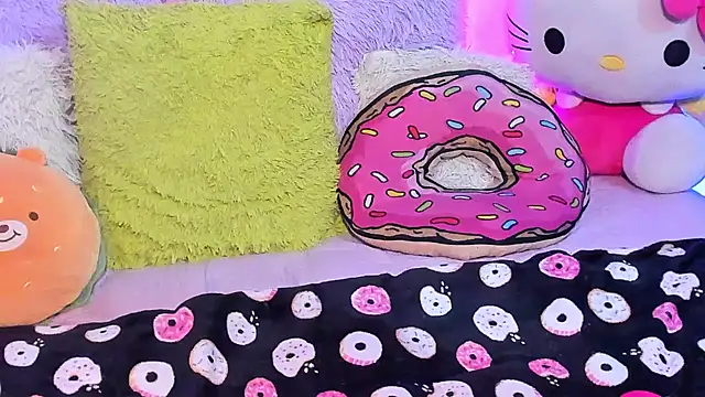 دردشة LillyCandy الجنسية المباشرة
