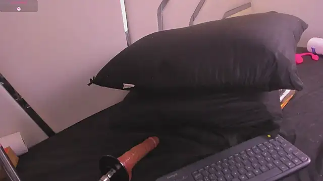 Kendall__evanss Live XXX-Chat