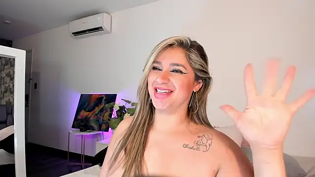 غرفة دردشة NicoleDiior المباشرة