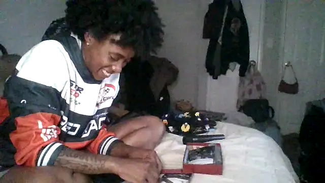 BedazedFirefly Live XXX Chat