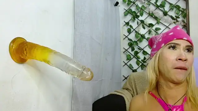 Astrid_Porno's Webcam Show