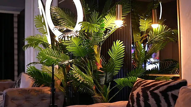 CamillaStarrX live XXX chat