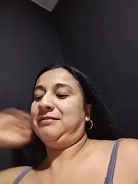 _Dr-Luna_1 Adlı Modelin Canlı XXX Sohbeti