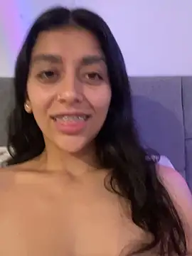BrittanyDiaz's Live XXX Chat