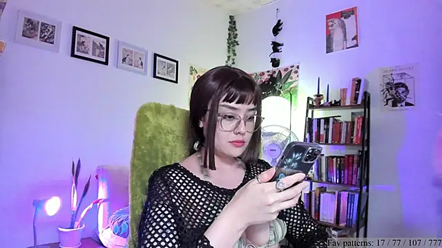 _Insomnia__ Live Chatraum